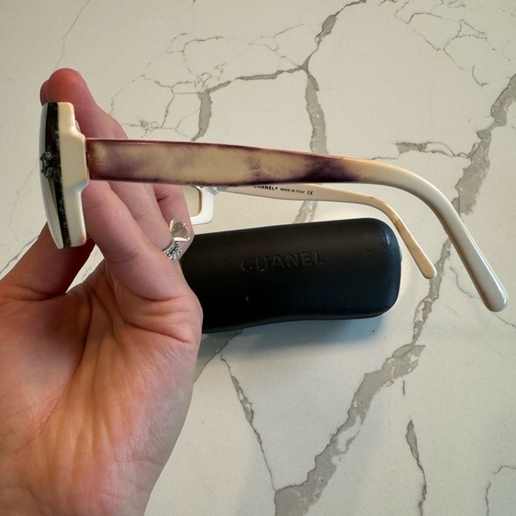 VINTAGE CHANEL Black and White Ombré Sunglasses. - Picture 9 of 12